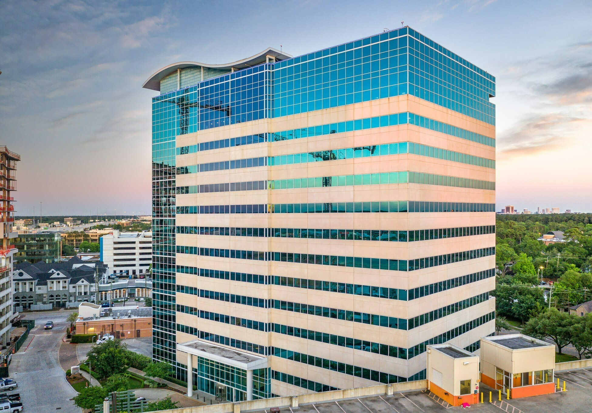NAI Partners arranges 24,040-sq.-ft. office lease with Asset Living in Houston