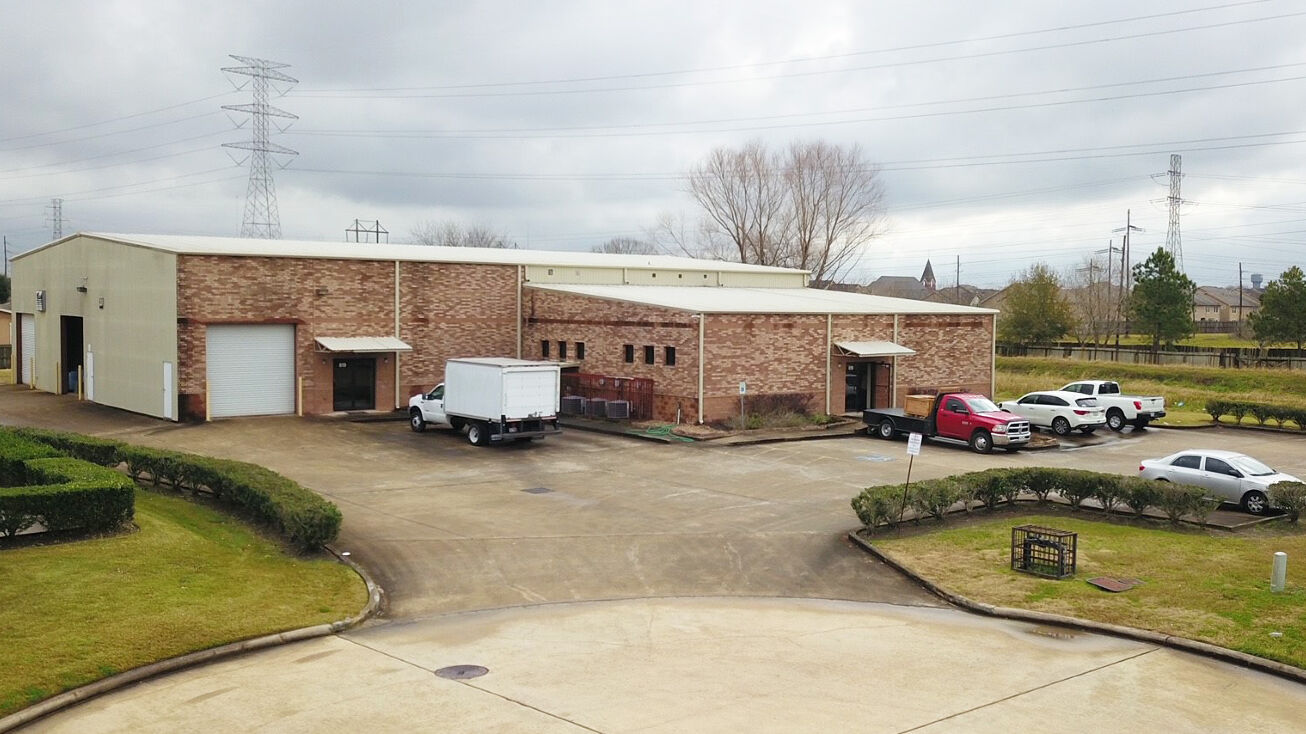 NAI Partners brokers sale of 11,160-sq.-ft warehouse near Houston Partners Real Estate