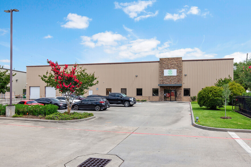Partners Investment Sales Team brokers Sale Leaseback of 15,000-sq.ft. Distribution & Fulfillment warehouse on 1.02 acres of land in Northwest Houston Partners Real Estate