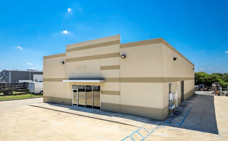 Partners arranges 3,530-sq.-ft. lease with Pump Repair of Texas in San Antonio