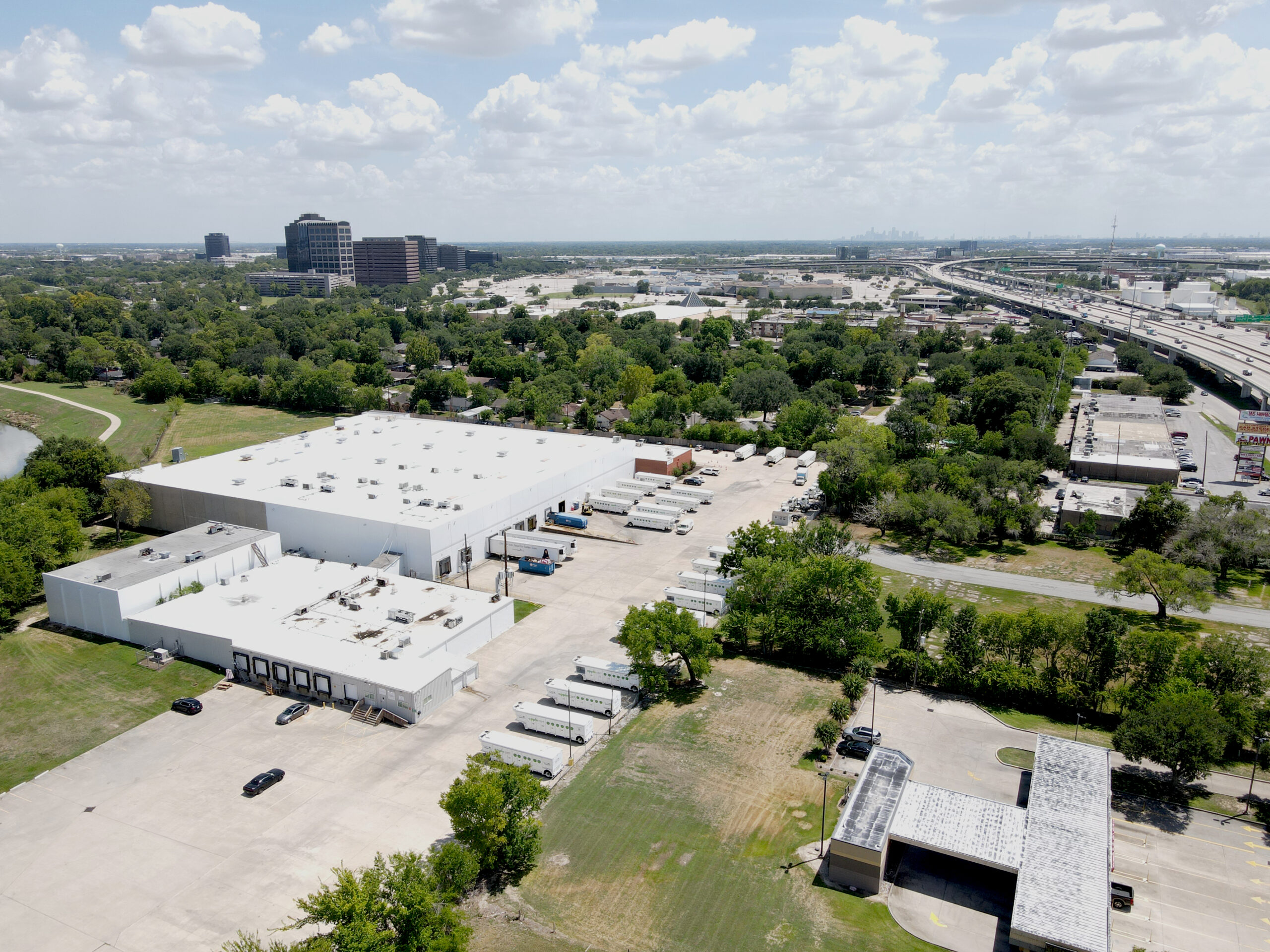 Partners Real Estate’s Cary Latham & Wyatt Huff brokers sale of 96,011-sq.-ft. cold storage distribution center in North Houston